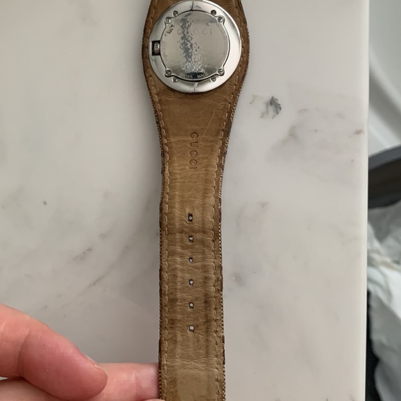 - GUCCI🤎 - Picture 3 of 9